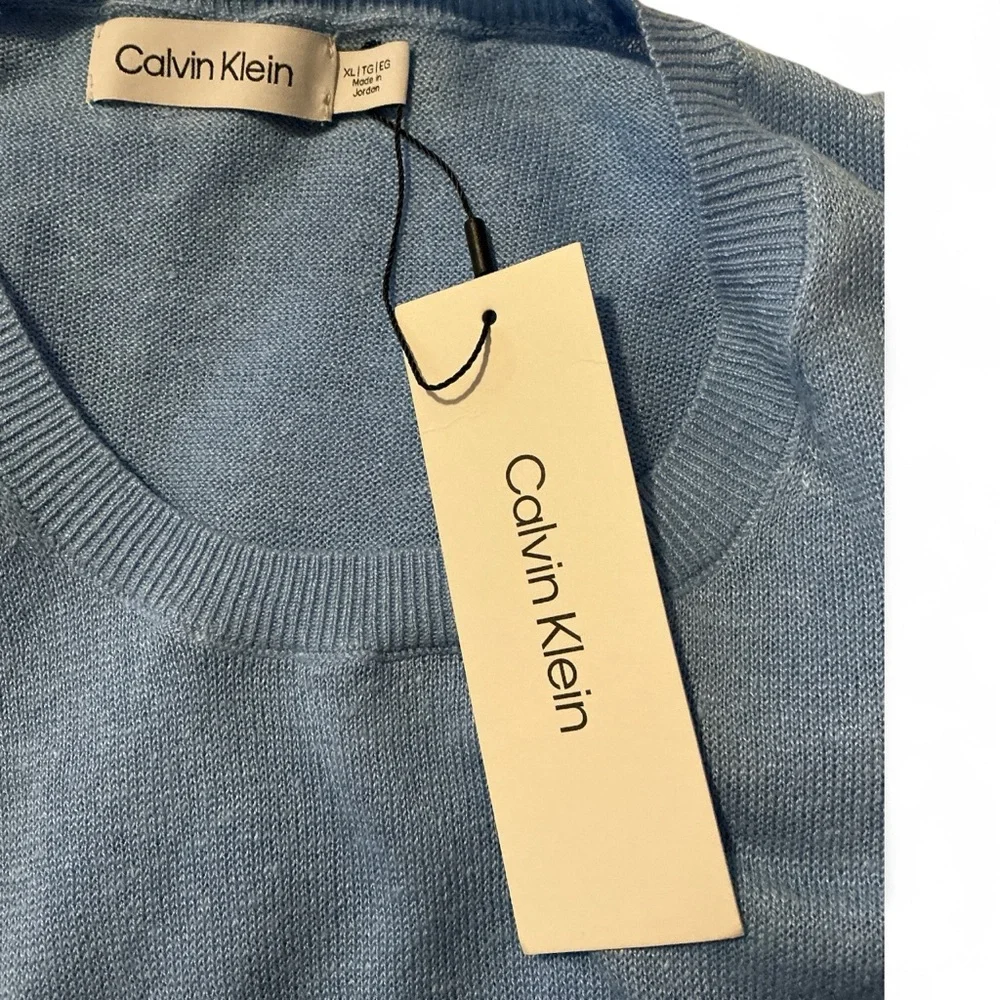 NWT Calvin Klein Light Blue Women's Crew Neck Sweater - Picture 4 of 7